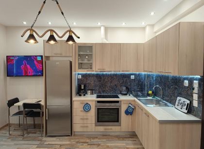 アテネディバインアパートメント