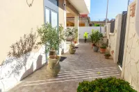 Fuori Rotta Hotels in Avola