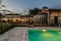 Logis l'Auberge de Larressingle Hotels in Condom