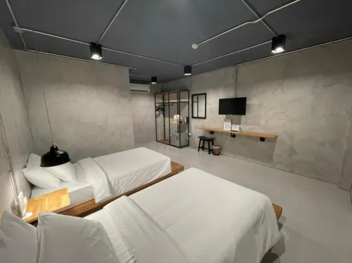 Loft Space Hotel
