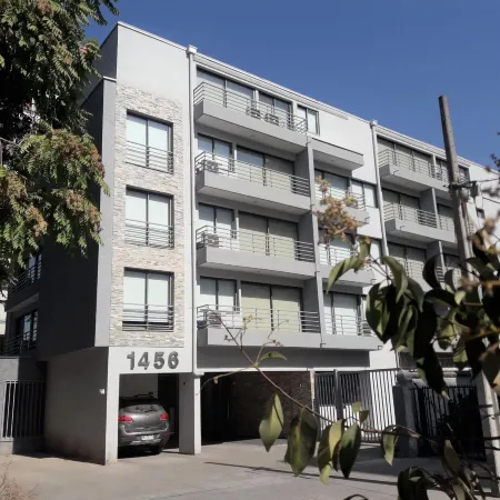 Apart Hotel Viva Providencia Отели рядом с достопримечательностью «Торговый центр Paseo Quilin»