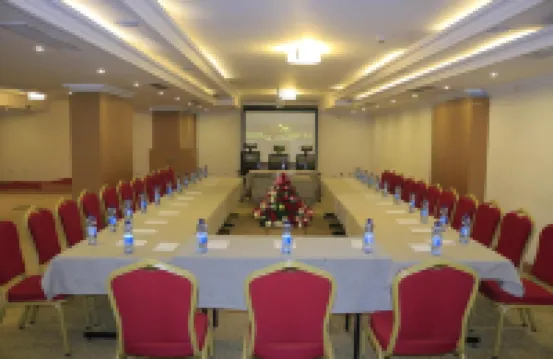 Momona Hotel