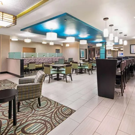 La Quinta Inn & Suites by Wyndham Durant