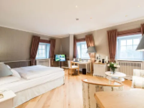 Waldhaus Reinbek Hotels in Stormarn