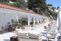 Osprey Menorca Hotel