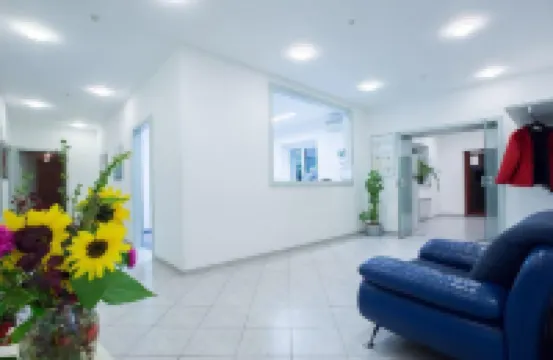 瑞士之家酒店 納貝爾茲內耶切勒尼酒店