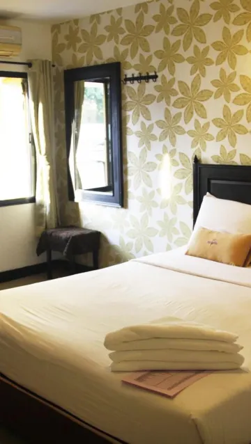 ห้องซูพีเรียร์ เตียงใหญ่ 1 เตียง