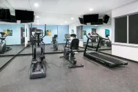 Days Inn & Suites by Wyndham Lubbock Medical Center - Gym