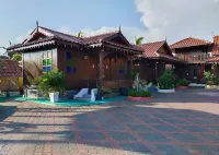 Muor Village Hotel - 2-Star