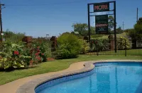 Mildura Riverview Motel - Pools