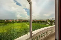 Royal Hotel Bac Ninh فنادق في Phat Tich