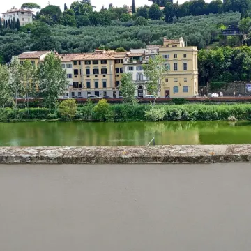 Le RÊVE de Naim Firenze Hoteles cerca de Basílica de la Santa Cruz