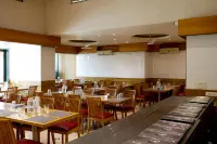 Summer Plaza Resort 판치가니 호텔