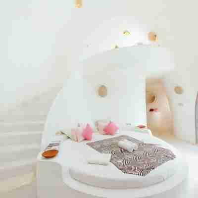 Mentigi Bay Dome Villas Rooms