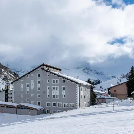 Hotel Grischuna