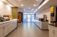 Fairfield Inn & Suites Hooksett - breakfast