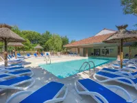 Odalys Le Petit Pont Residence Hotels in Hourtin