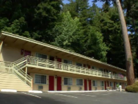 Quality Inn & Suites Santa Cruz Mountains Hotels in Santa Cruz County