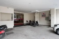 RedDoorz Plus @ Uno Jalan Merak Samarinda - Pysäköinti