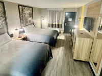Super 8 by Wyndham Manchester TN Hotels in Coffee County