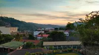 Marvel Hills Kandy - con vistas a la montaña