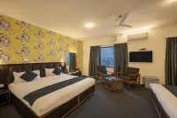 Kashmir Holiday Resort - พร้อมระเบียง