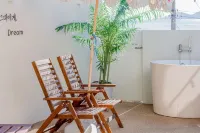 Tongyeong Geudaeagaedrim Dokchae Poolvilla - Villas