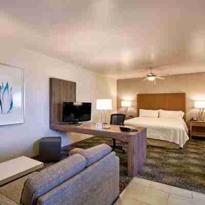 Holiday Inn & Suites 奇瓦瓦 Rooms