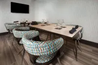 Holiday Inn & Suites ARDEN - ASHEVILLE AIRPORT by IHG