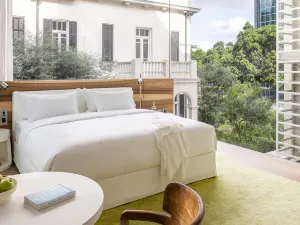 R48 Hotel and Garden