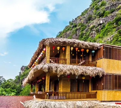 Mua Caves Ecolodge (Hang Mua) Hotels near Hang Múa Ecolodge (Mua Caves Ecolodge)