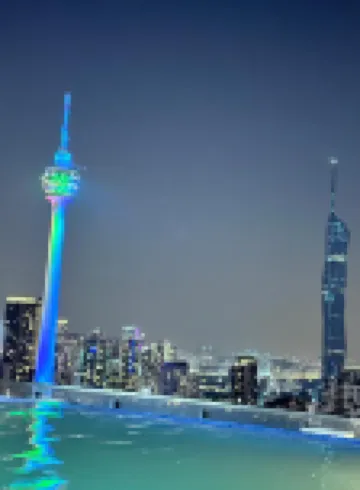 The Colony/Luxe by Infinitum