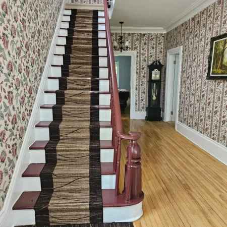 Sunflower Guest Suites