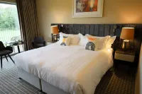 voco the Club - Dublin Gateway by IHG Hotels in Kearneystown Upper