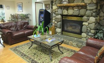 Microtel Inn & Suites by Wyndham Eagle River/Anchorage Are
