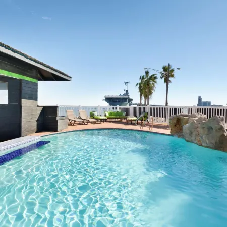 DoubleTree by Hilton Corpus Christi Beachfront