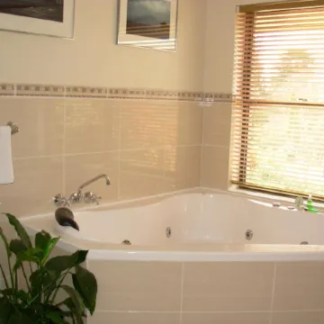 Bathurst Heights Bed & Breakfast