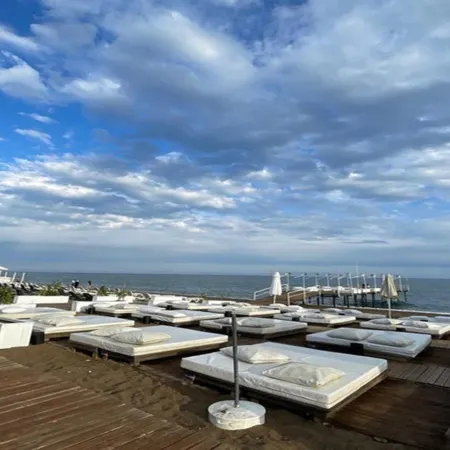 Echinus Lara Hotel Отели рядом с достопримечательностью «Пляж Кадрие»