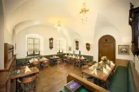 Hotel Zlaty Andel - parcheggio