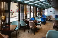 Hotel Oscar - Desayuno