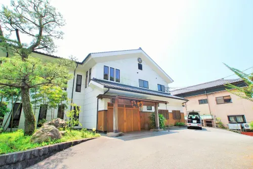 Shokinkan Hotels in Uki