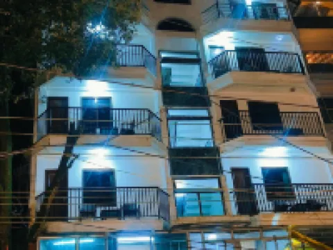 Hotel Holiday Plaza Dalhousie - Near Ghandhi Chowk Mall Road チャンバのホテル