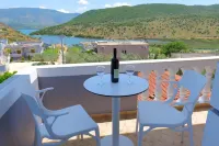 Villa Caca