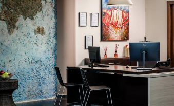 Exe Cunit Suites & Spa