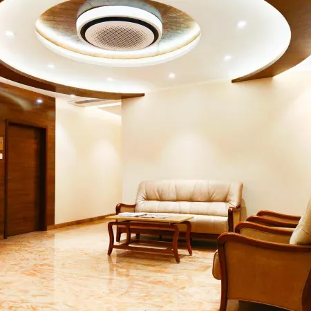 The Paradise Hotel - Luxury Stay