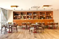 ESuites Savassi Toscanini - bar