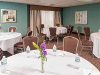 Larkspur Landing South Bend Hotels in St. Joseph County