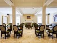 Chateau Versailles Hotels near Outremont