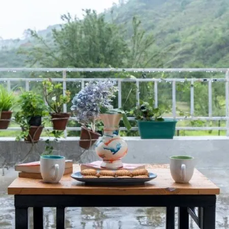 Himkosi Farm & Resort by the River, Almoda