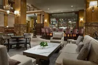 The Pfister Hotel - bar